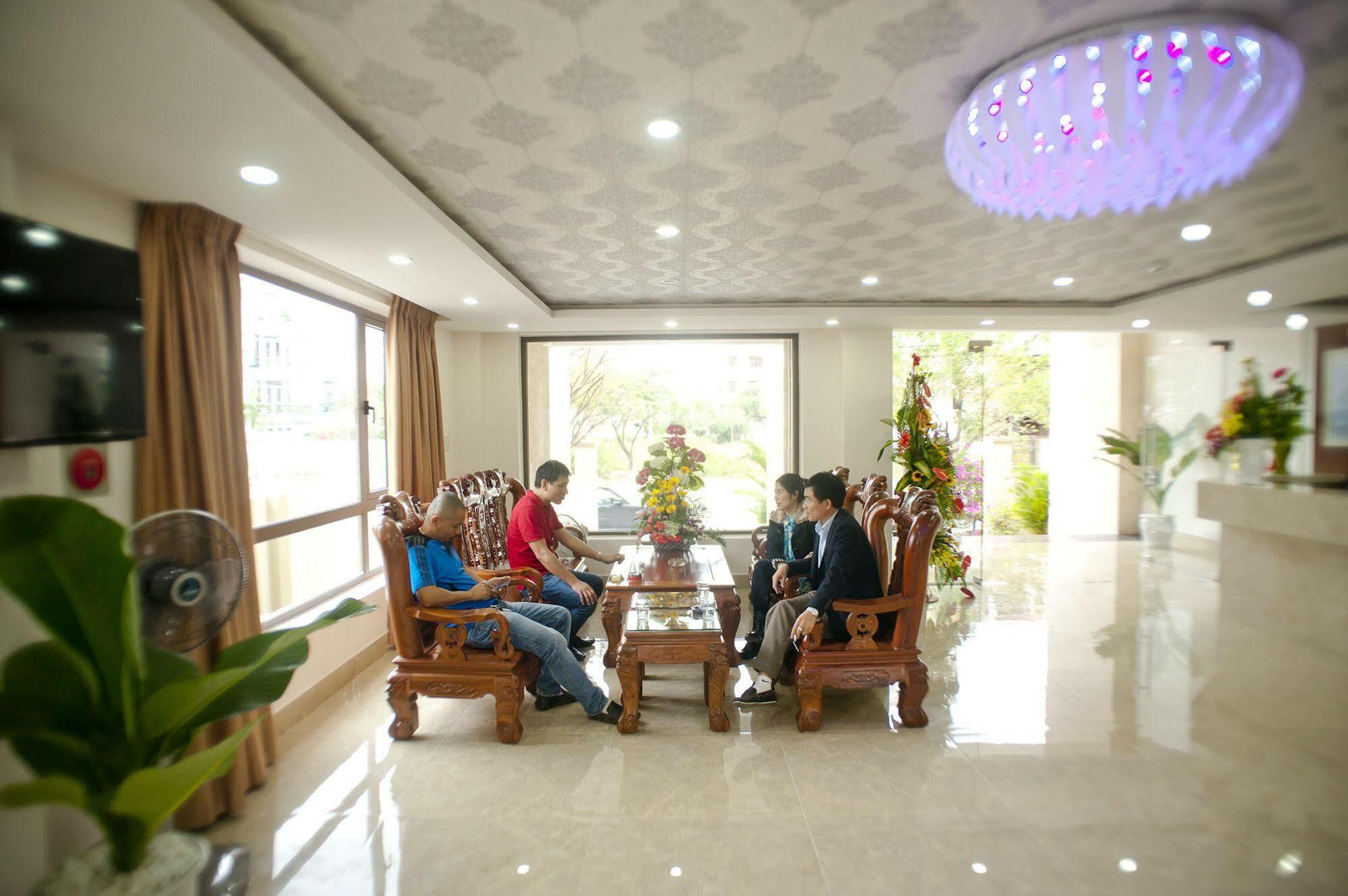 Oyo 236 Hoa Mai Boutique Hotel Da Nang Eksteriør billede